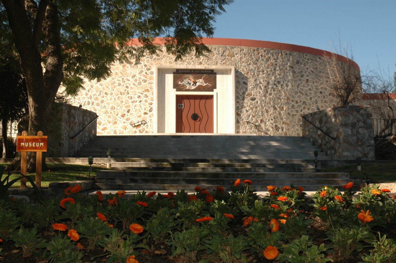The Raymond M. Alf Museum of Paleontology on The Webb Schools campus, Claremont, California