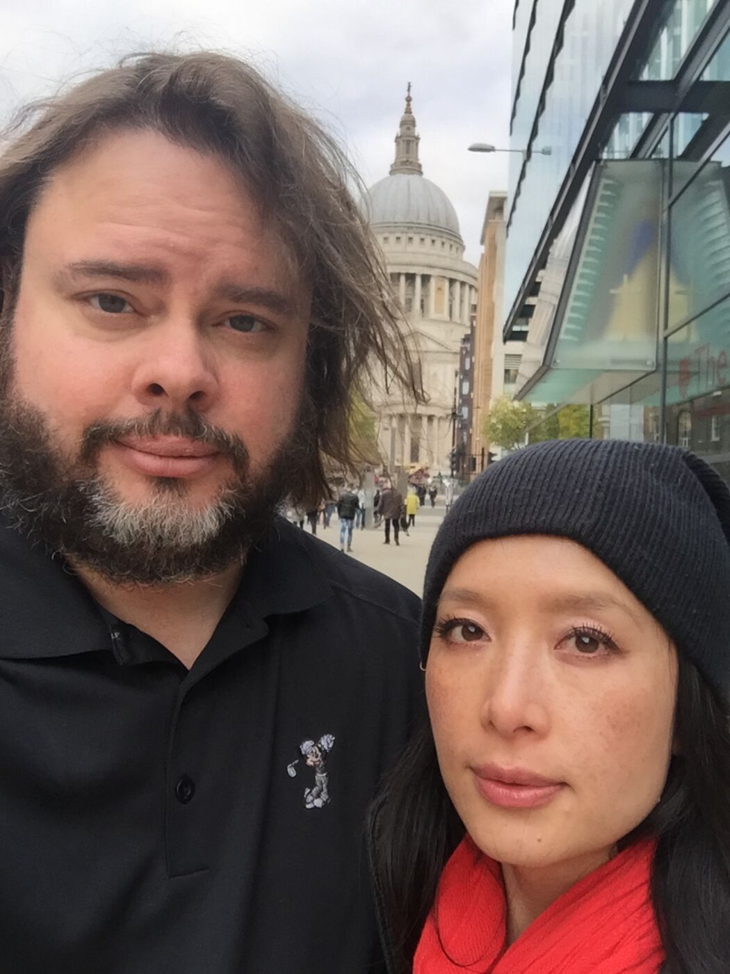 Steve and Linh in London, St Paul's behind
